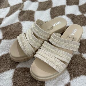 MIA Platform Braided Woven Slide Sandals 6.5